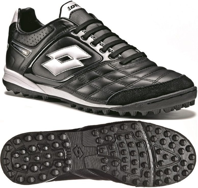 Бутси з маркуванням підошви TF