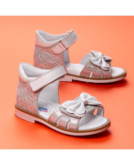 Босоніжки для дівчаток Theo Leo білого кольору, Колір: срібний переламутр/білий, Розмір: 24, зображення 3