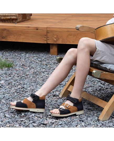 Босоніжки для хлопчиків Theo Leo чорного та коричневого кольорів, Колір: чорний/коричневий, Розмір: 24, зображення 4