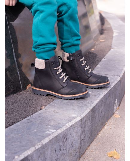 Ботинки для мальчиков Theo Leo черного цвета, Цвет: чорний/бежевий, Размер: 26, изображение 4