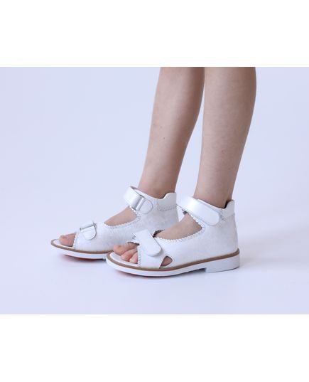 Босоніжки для дівчаток Theo Leo білого кольору, Колір: білий, Розмір: 24, зображення 3