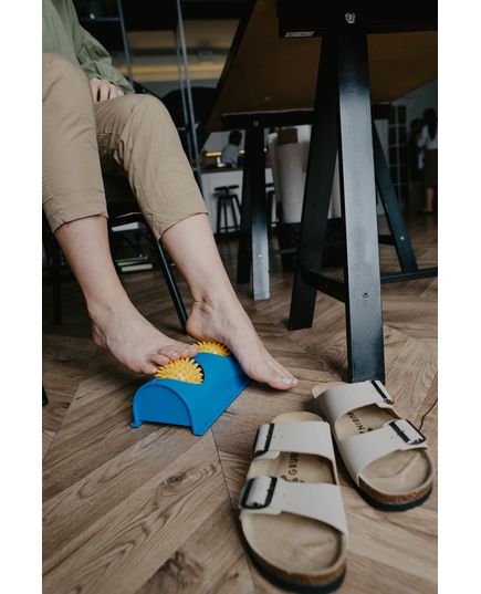 Масажер для ніг (м'ячі голчаті на підставці) OМ-404, OrtoMed, зображення 3