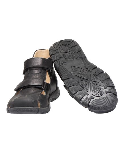 Босоніжки для хлопчиків Theo Leo чорного кольору, Колір: чорний, Розмір: 36, зображення 2